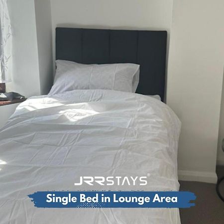Nuneaton - Ideal 3 Bedroom, Wi-Fi Parking, Sleeps 6 - Jrr Stays Екстериор снимка