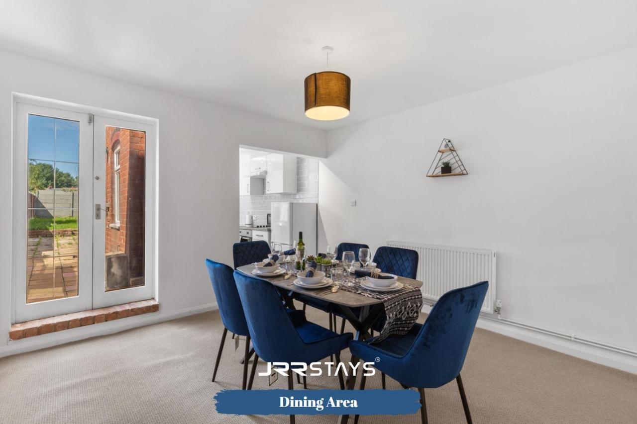 Nuneaton - Ideal 3 Bedroom, Wi-Fi Parking, Sleeps 6 - Jrr Stays Екстериор снимка