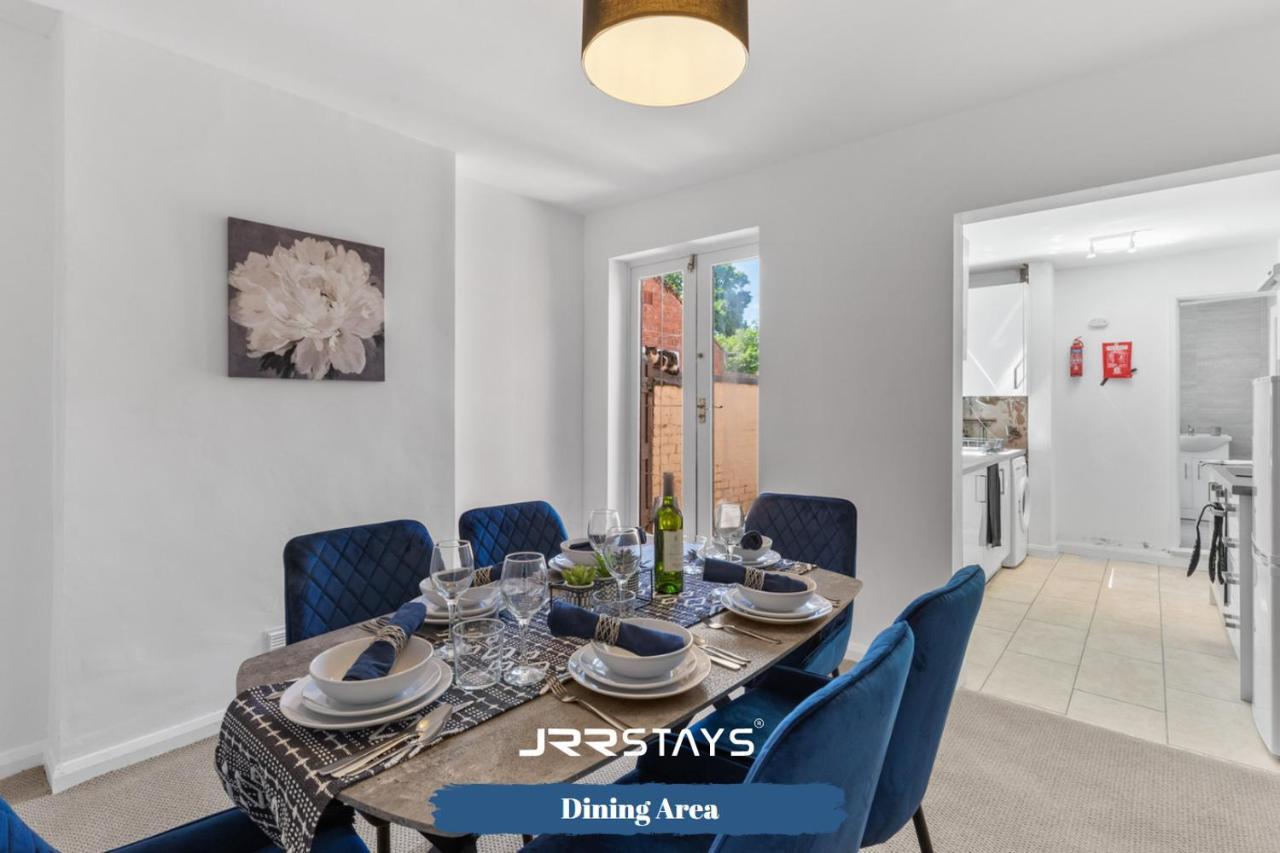 Nuneaton - Ideal 3 Bedroom, Wi-Fi Parking, Sleeps 6 - Jrr Stays Екстериор снимка