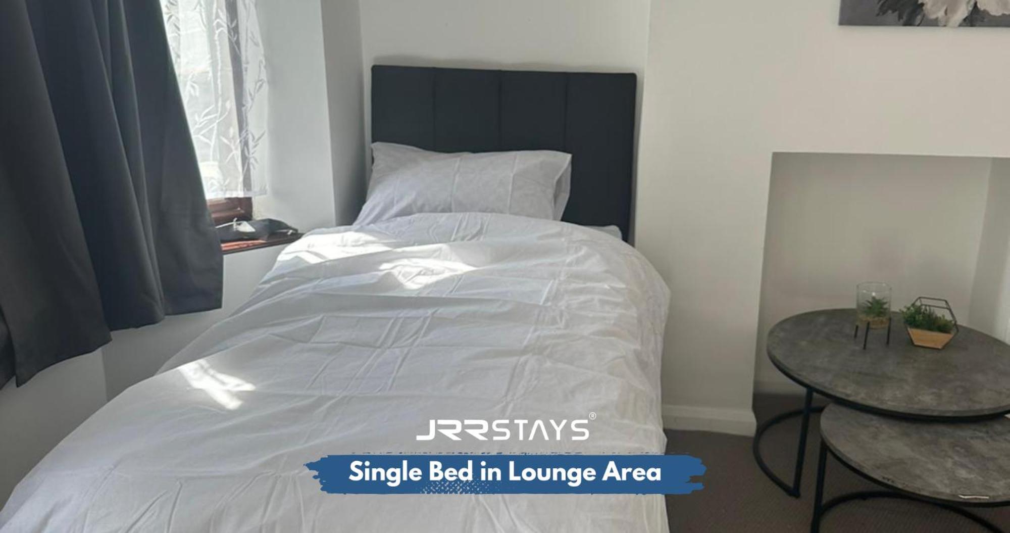 Nuneaton - Ideal 3 Bedroom, Wi-Fi Parking, Sleeps 6 - Jrr Stays Екстериор снимка